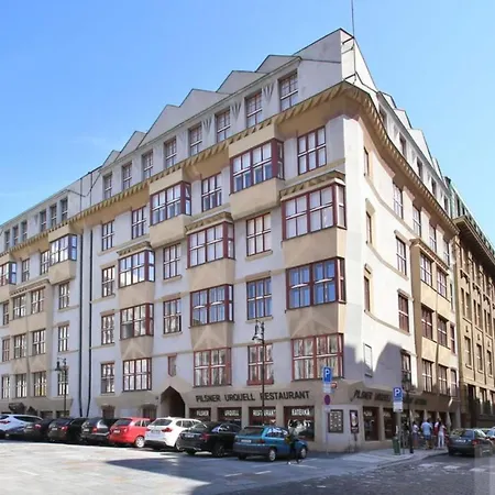 Cubistic Eliska / Jewish Quarter / Old Town Apartment Prag