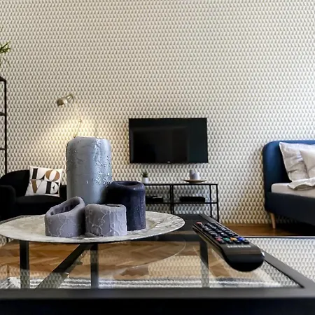 Cubistic Eliska / Jewish Quarter / Old Town Apartment Prag